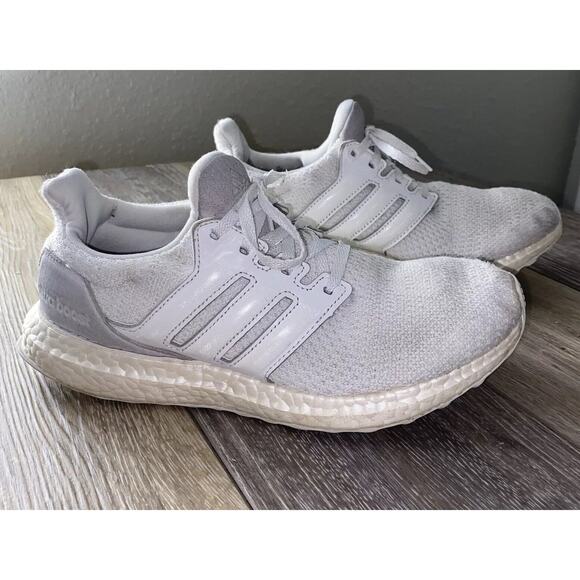 Adidas FW4901 Womens US Size 8 All White Ultraboost DNA Sneaker Shoes - Picture 1 of 9
